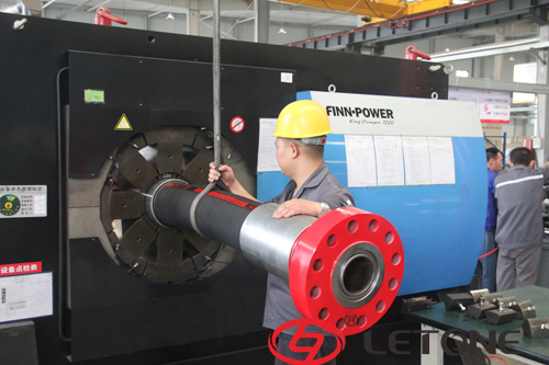 利通钻井软管：全品类详解及Frac酸性压裂软管核心优势